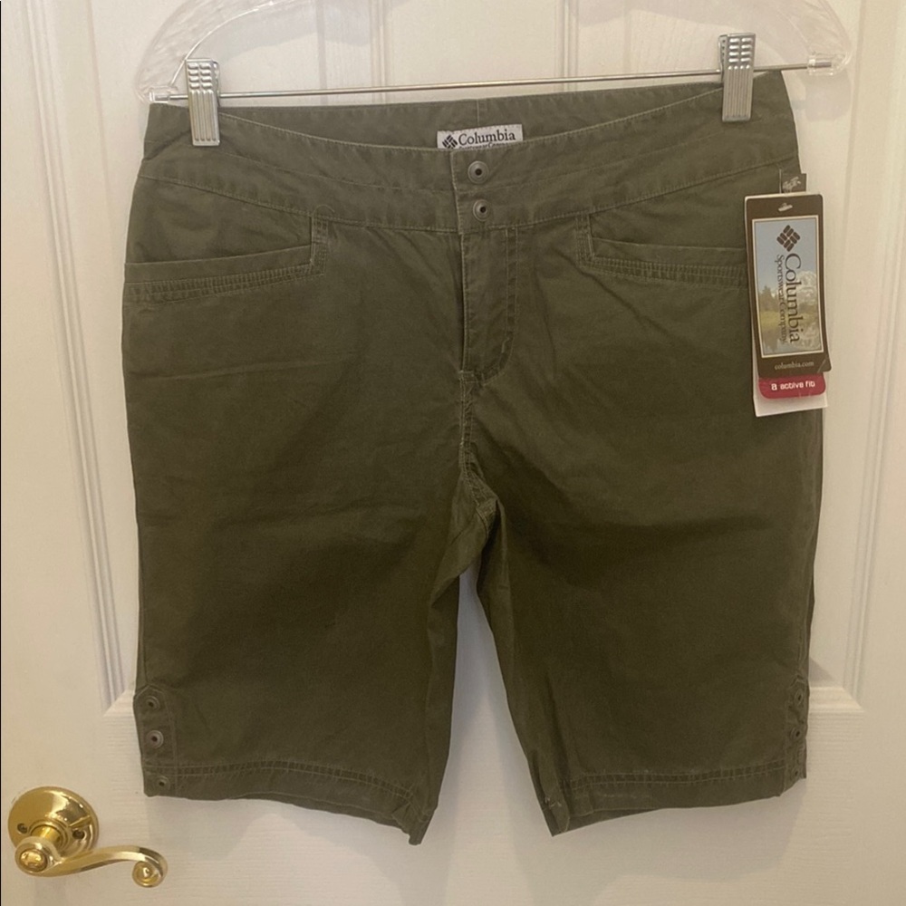 Columbia Olive Green Shorts